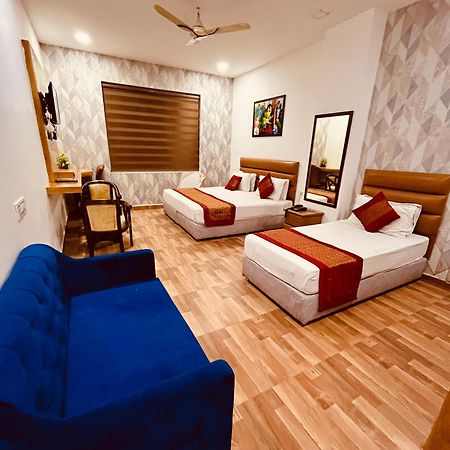 Amora Rooms Dwarka New Delhi Extérieur photo