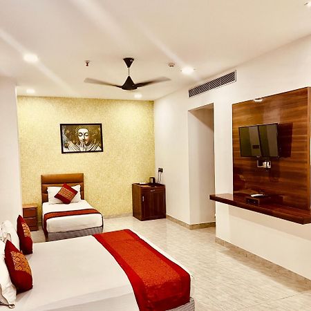 Amora Rooms Dwarka New Delhi Extérieur photo
