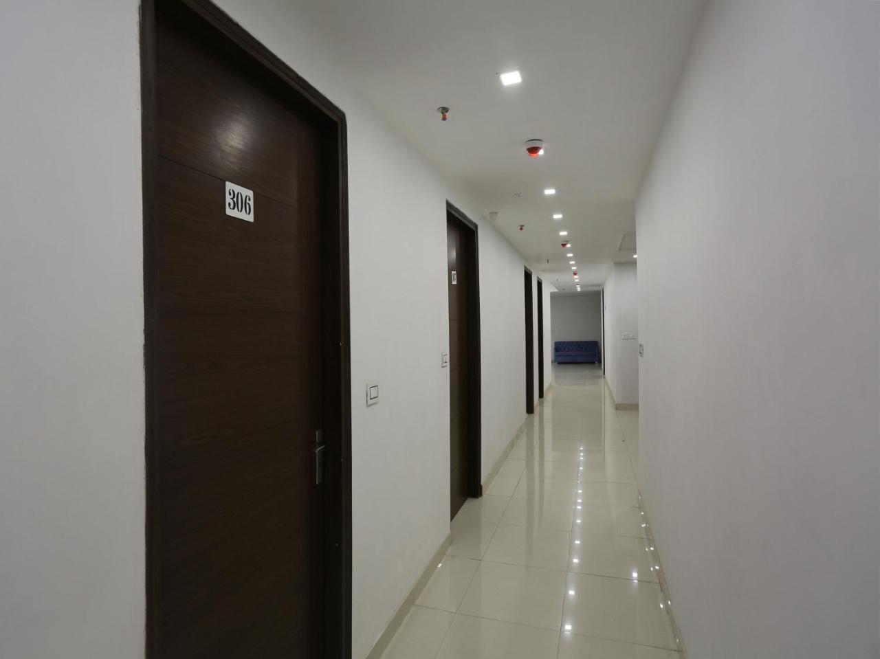 Amora Rooms Dwarka New Delhi Extérieur photo